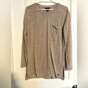 ROOTS tunic style long sleeve t size M